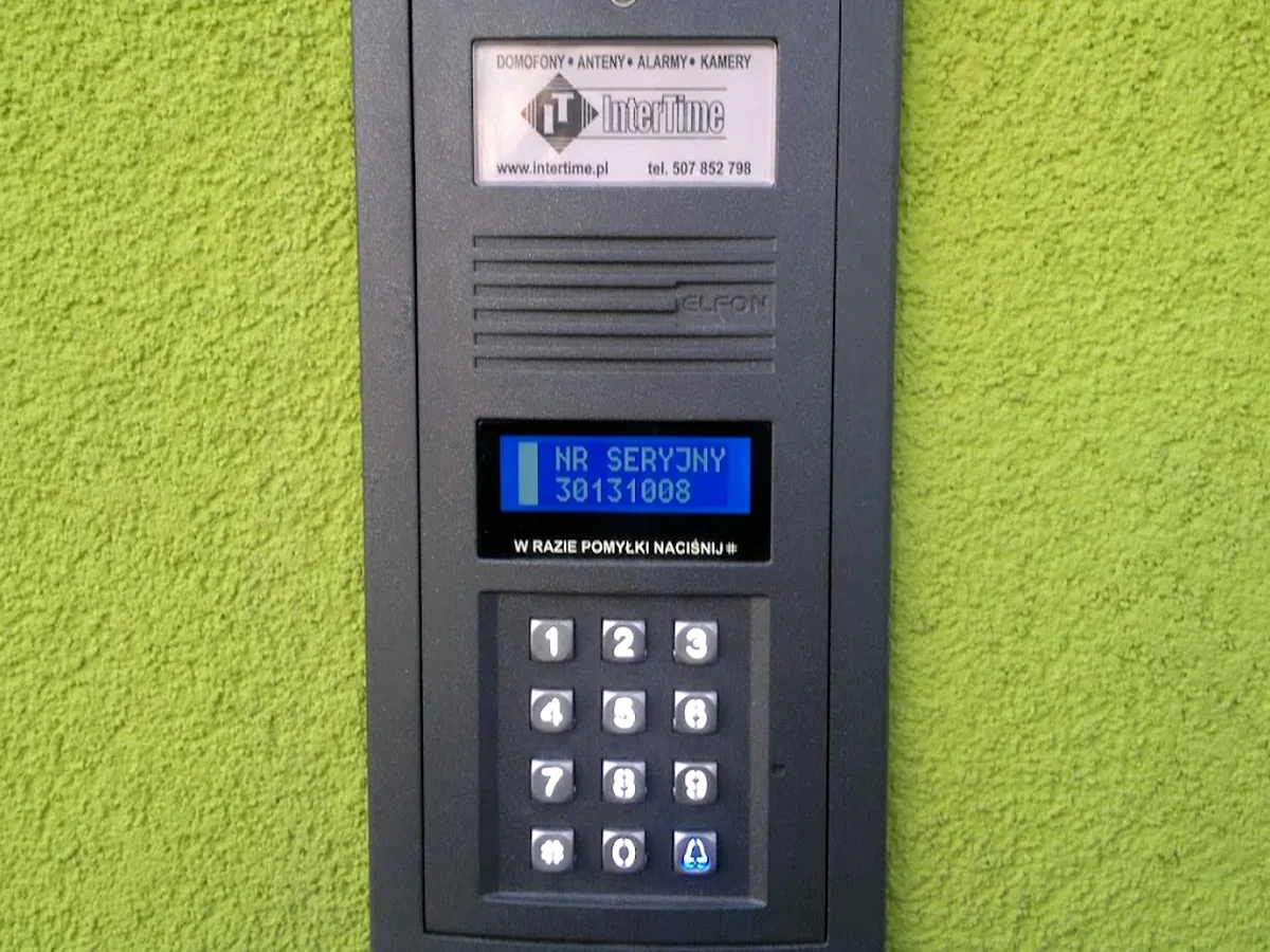 Cyfrowy panel wejściowy